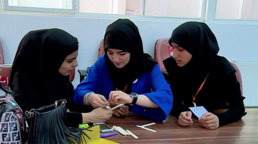 مقایسه‏ سبک‏‌های دلبستگی و خلاقیت در دانشجویان دختر و پسر