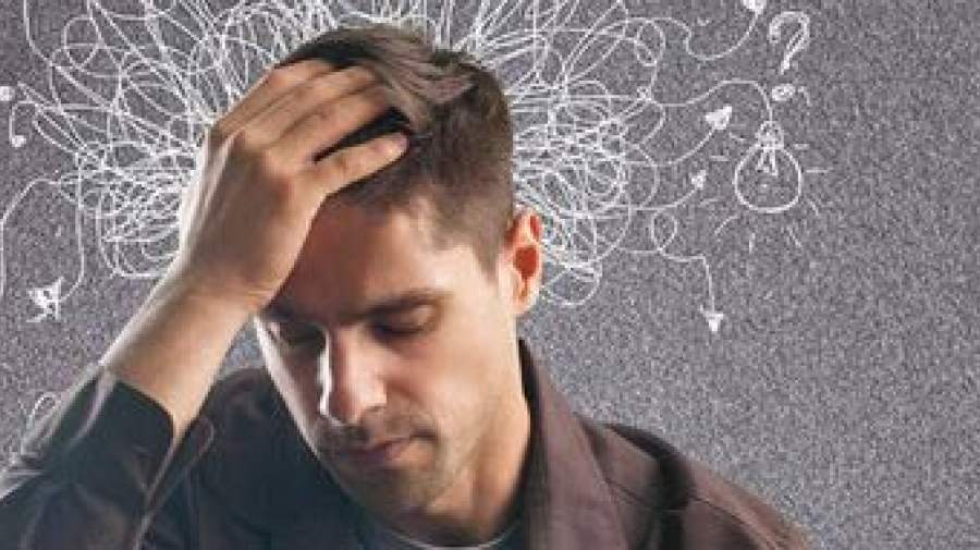 علایم اختلال کم‌توجهی-بیش‌فعالی در بزرگسالان