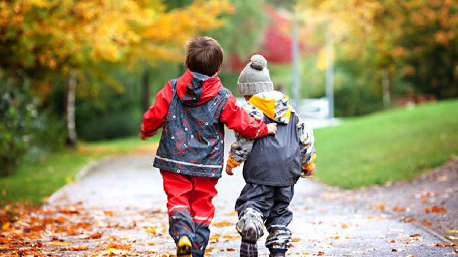 پیدا کردن دوست برای کودکان چقدر اهمیت دارد؟