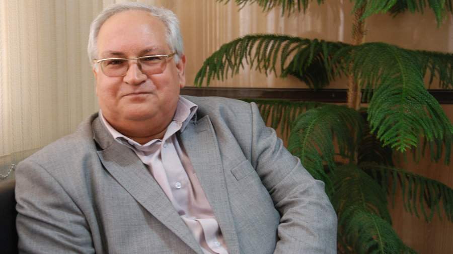 تقریبا هیچ فردی نیست که دائم خوشحال باشد
