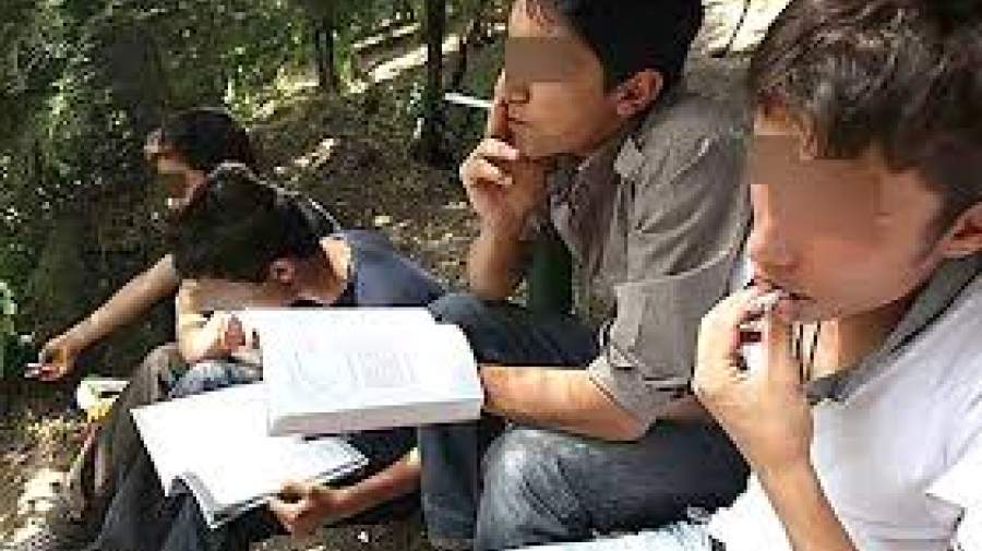 در مواجهه با سیگار کشیدن نوجوانان چطور رفتار کنیم؟