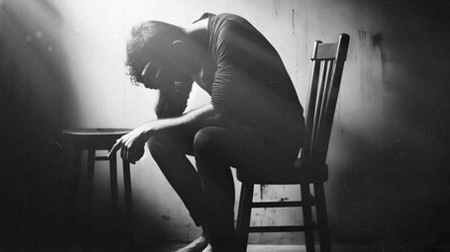 امید؛ جعبه نجات خودکشی