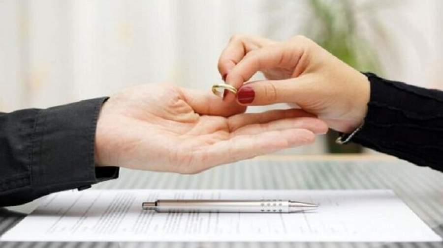 اثرات جبران ناپذیر طلاق برای زنان ایرانی