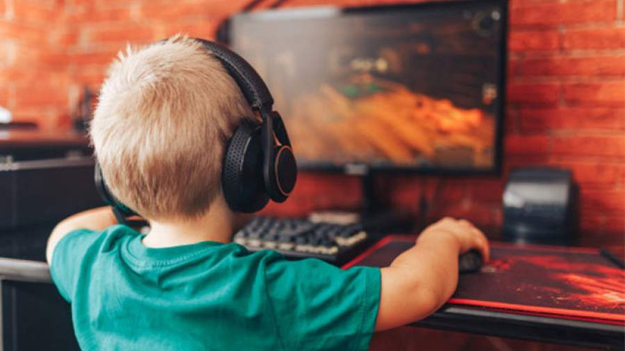 تاثیر اعتیاد به بازی‌های رایانه‌ای و افزایش اضطراب و افسردگی