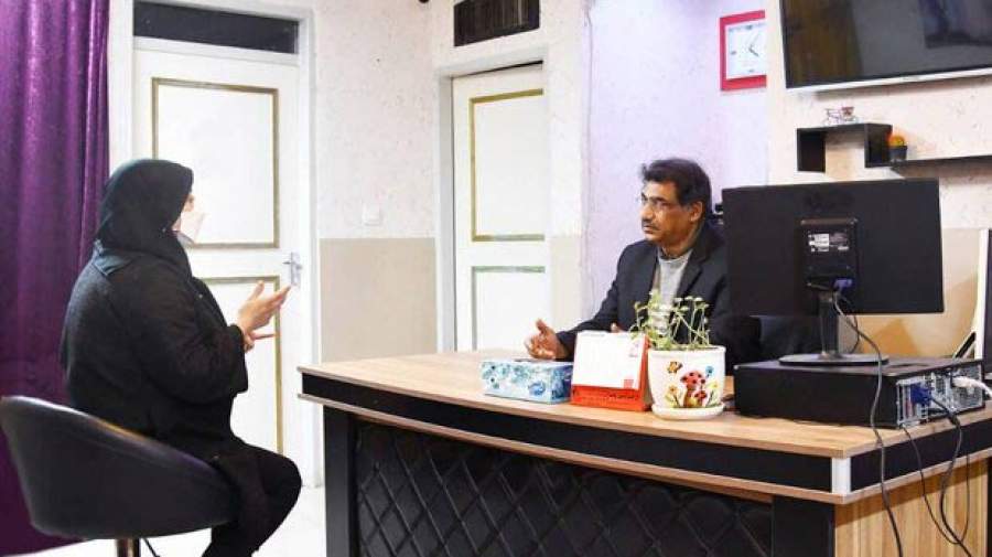 افسردگی پس از زایمان،علل و زمینه‌های تشدید آن