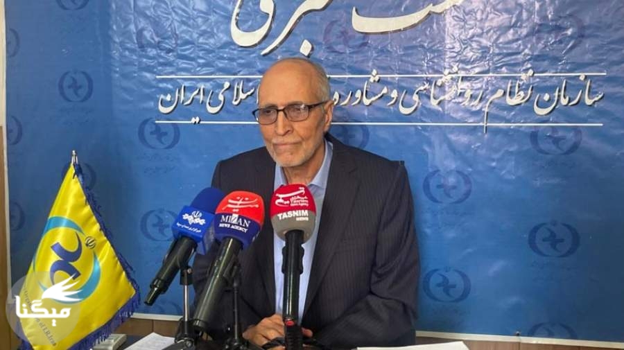 نشست خبری علی فتحی آشتیانی به مناسبت روز روانشناس