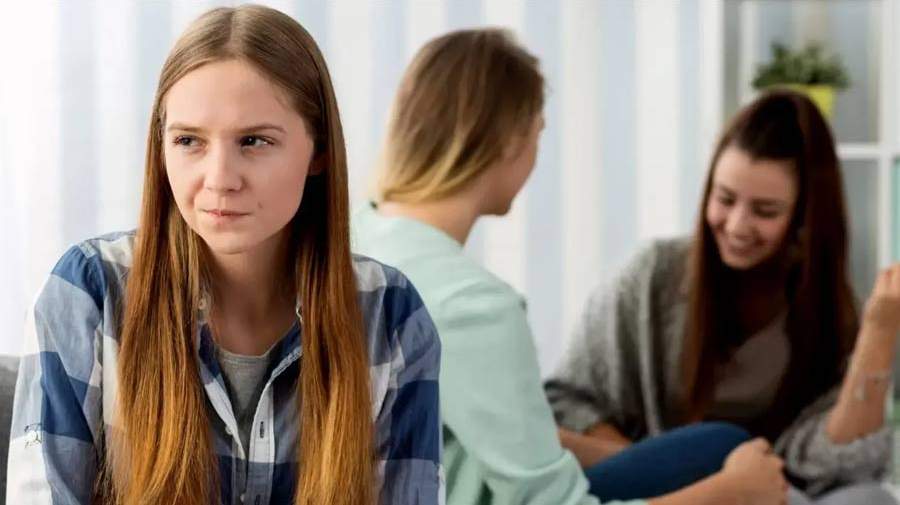علت حسادت چیست؟