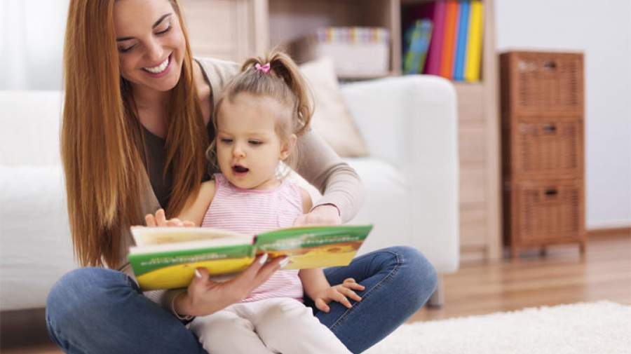 چرا بچه‌ها کتاب نمی‌خوانند؟ شاید مقصر ما هستیم!