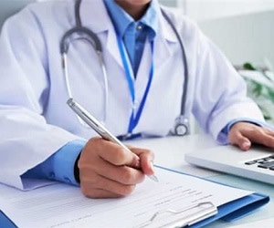 بررسی خدمات سیستم های نوبت دهی اینترنتی بیمارستان و پزشکان