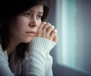 علائم افسردگی، نشانه ها و علل انواع افسردگی