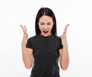 علت عصبانیت قبل از پریودی و راه های رفع عصبانیت قاعدگی