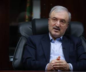 ابتلای وزیر بهداشت به کرونا صحت ندارد