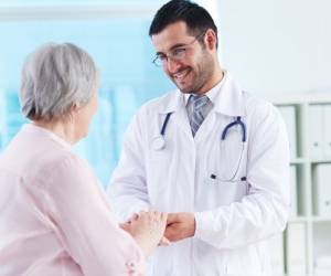 چگونه به یک بیمار سرطانی و یا بیماری سخت دیگر روحیه دهیم؟
