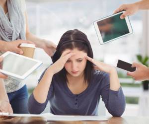 9 دلیل که نمی توانید تمرکز کنید