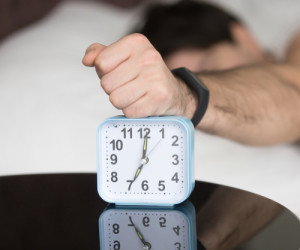 دلیل و راه حل از دنده ی چپ بیدار شدن از خواب