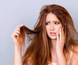 ماسک های عالی برای درمان و کنترل موهای وز و خشک