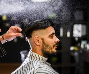 عوارض اسپری مو بر روی سلامتی بدن و مو