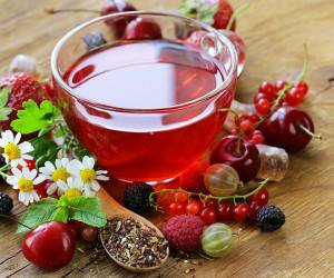 خواص چای میوه ای و عوارض آن برای سلامت بدن