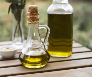 آشنایی با دنیای خواص شگفت انگیز روغن زیتون
