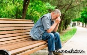گریه بی مورد یکی از علائم بیماری آلزایمر