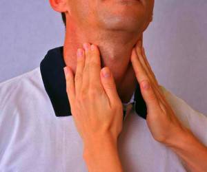 چگونه کلم پیچ خام بر روی تیروئید تاثیر می گذارد؟