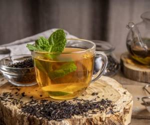 دمنوش صبحگاهی بسیار ساده و بسیار پرخاصیت