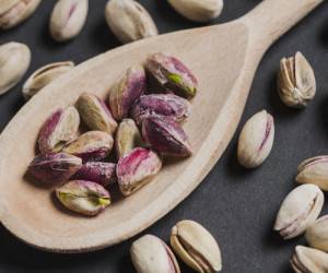عوارض پسته جدی تر از خواص آن است
