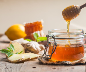آشنایی با عسل مانوکا و خواص فوق العاده آن برای بدن