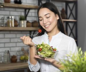 زمان مناسب صرف سالاد و نکاتی که در مورد خوردن سالاد باید بدانید