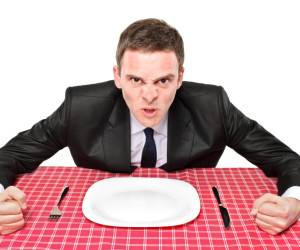 چرا وقتی گرسنه هستم عصبی میشم ؟