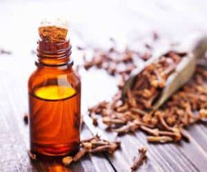 خواص روغن میخک و مزایا و اثرات جانبی روغن میخک