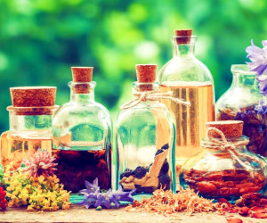 عرقیات گیاهی مناسب برای بیماری های مختلف