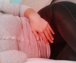 کاهش درد قاعدگی و پریود با روش هایی طبیعی و بدون دارو