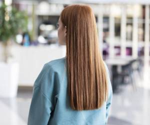 بهترین روش طبیعی و گیاهی برای درخشندگی مو