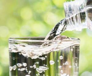 آب گازدار چیست و چه خواصی دارد ؟