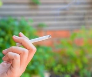 بهترین روش برای برخورد با نوجوان سیگاری از دید روانشناسان