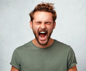 دلیل زیاد و بی دلیل عصبانی شدن هایتان