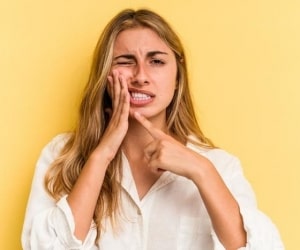 تاثیر استرس روی سلامت و ظاهر دندان ها