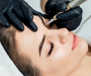 بیماری های قابل انتقال با تیغ هاشور