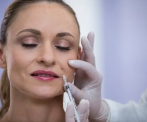 تزریق چربی به خط لبخند یا همان خنده&nbsp;
