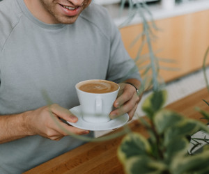 عوارض قهوه ناشتا و زمانی بهتر برای نوشیدن آن