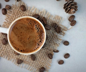 کافئین برای چه کسانی خطرناک است؟