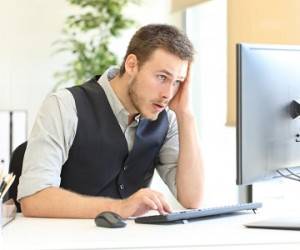 شایع ترین عوارض کار بیش از حد با کامپیوتر و راه حل آن