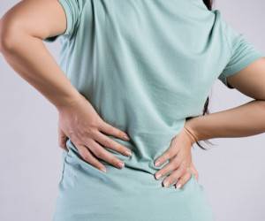 سنگ کلیه چیست و چه علائمی دارد؟