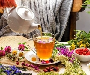 عوارض جانبی چای های گیاهی برای سلامت بدن