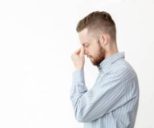 همه چیز درباره علائم شکستگی بینی و راههای پیشگیری از آن