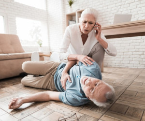 کمک های اولیه و اقدامات لازم در شرایط حمله قلبی