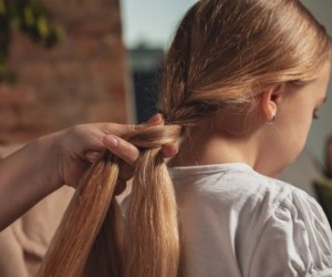 ترکیب چند روغن گیاهی برای افزایش رشد موی سر