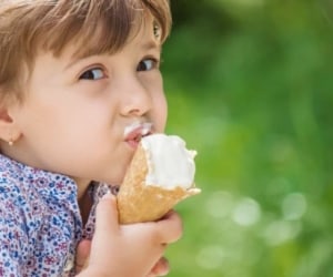 عادت به خوردن&nbsp;هله هوله