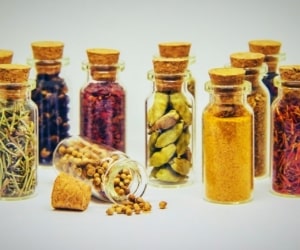 خاصیت انواع ادویه های پرمصرف